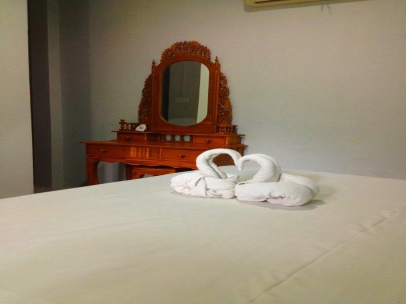 Pattara House Otel Chaweng Plajı Dış mekan fotoğraf