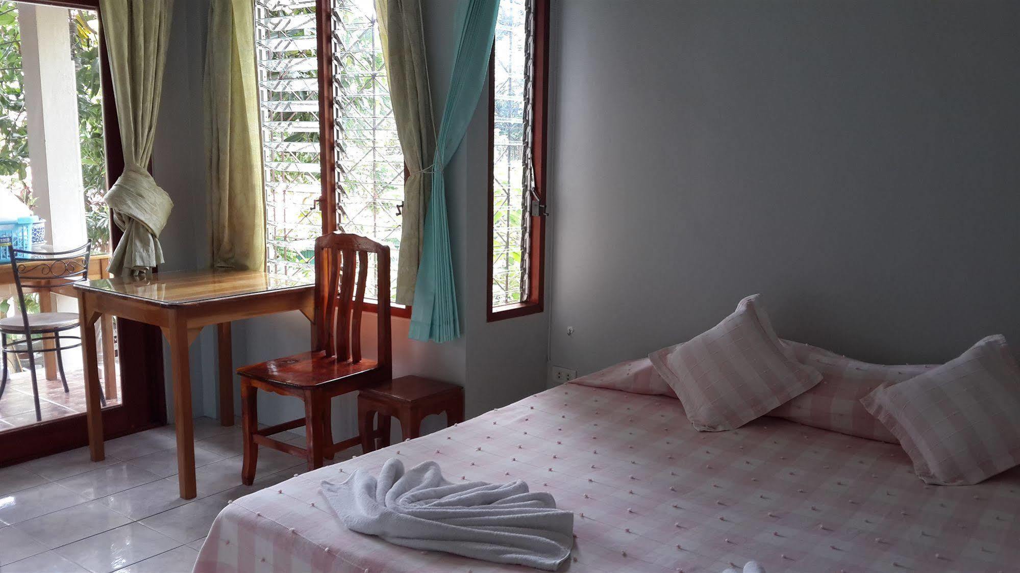 Pattara House Otel Chaweng Plajı Dış mekan fotoğraf