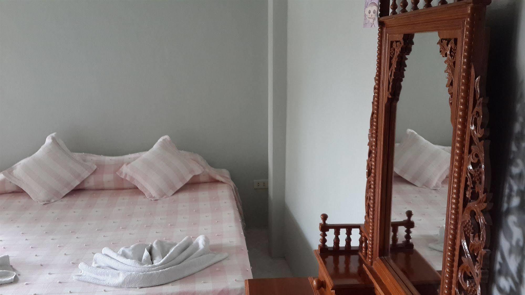 Pattara House Otel Chaweng Plajı Dış mekan fotoğraf