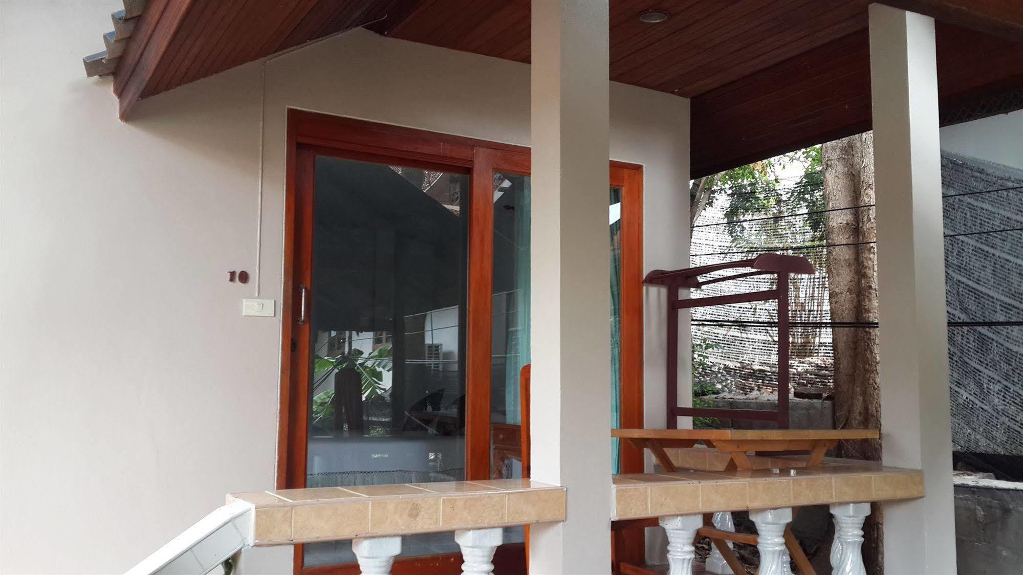 Pattara House Otel Chaweng Plajı Dış mekan fotoğraf